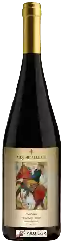 Wijnmakerij Alquimista Cellars - Van der Kamp Vineyard Pinot Noir