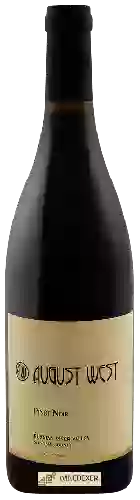 Wijnmakerij August West - Pinot Noir
