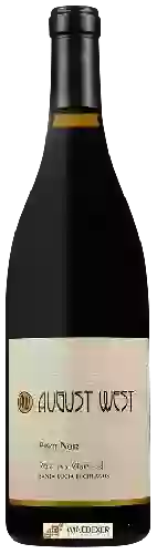 Wijnmakerij August West - Rosella's Vineyard Pinot Noir