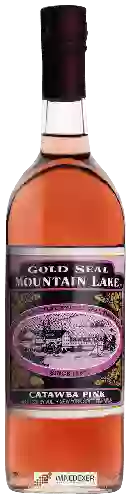 Wijnmakerij Gold Seal Vineyards - Mountain Lake Catawba Pink