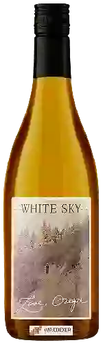 Wijnmakerij Love, Oregon - White Sky