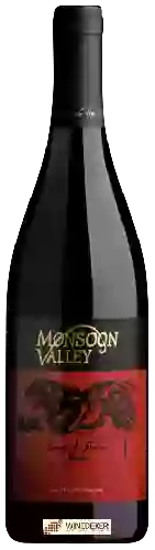 Wijnmakerij Monsoon Valley - Hua Hin Hills Vineyard Cuvée de Siam Rouge