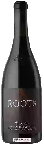 Wijnmakerij Roots Wine Co. - Saffron Fields Vineyard PInot Noir