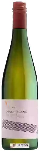 Wijnmakerij Vinoque - The Oval Vineyard Pinot Blanc