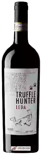 Domaine Luca Bosio - Truffle Hunter Leda Barolo