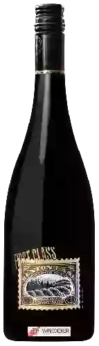 Bodega Benton-Lane - Pinot Noir First Class