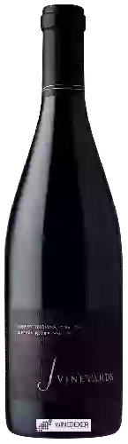 Bodega J Vineyards - Robert Thomas Vineyard Pinot Noir