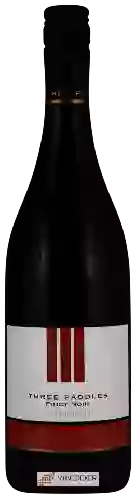 Bodega Nga Waka - Three Paddles Pinot Noir