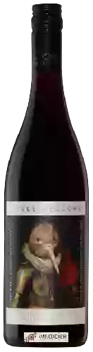 Bodega Noble Fellows - Colonel Kiwi Pinot Noir