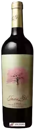 Weingut Gil Family Estates - Sakura Label